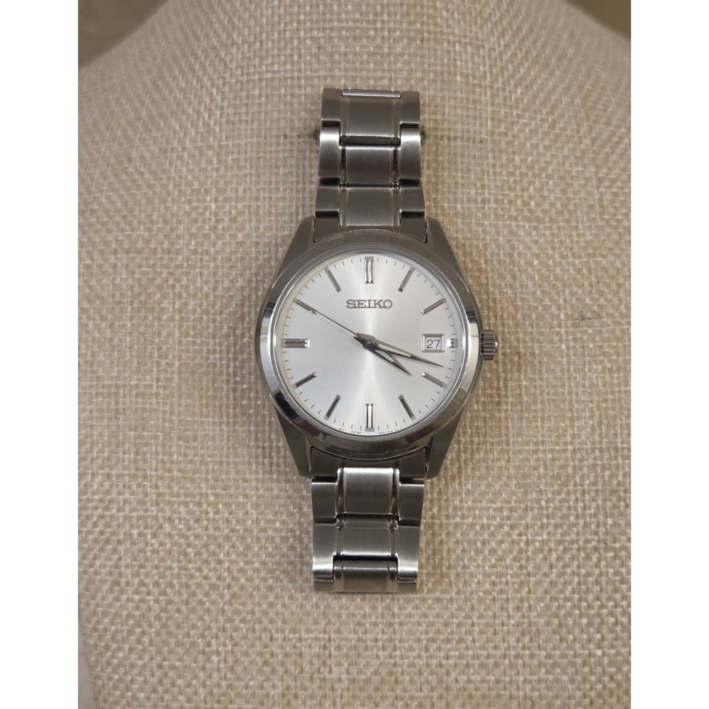 Seiko Men's Essentials Stainless Steel Watch Sapphire Crystal 7.5" New Battery
